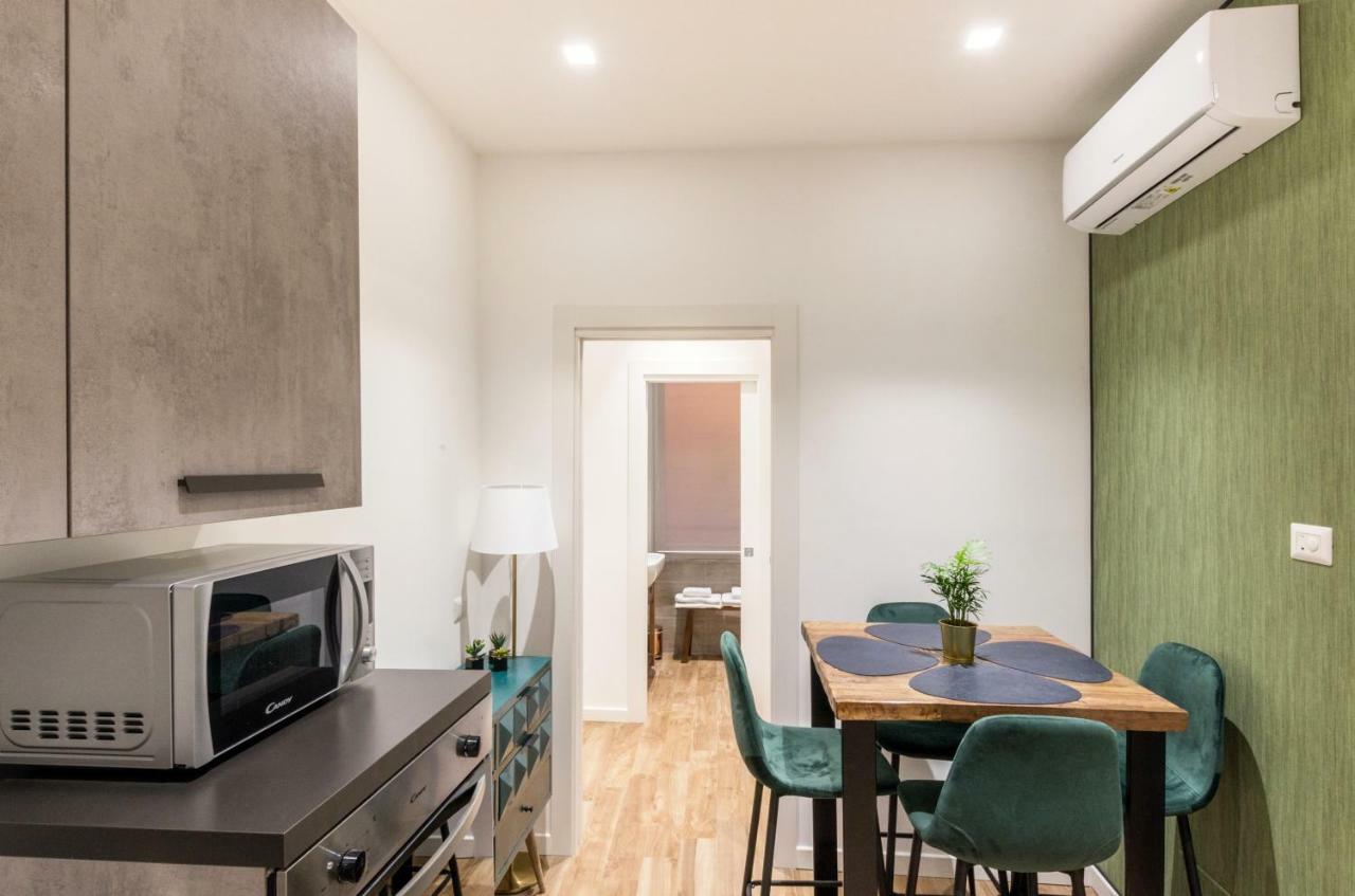 Lovely Rome Apartments - Historic City Center Экстерьер фото